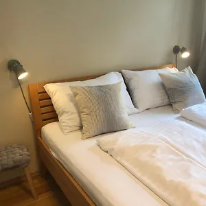 Grosse 4 Wohnung. Schoenbrunn-naehe! Apartment